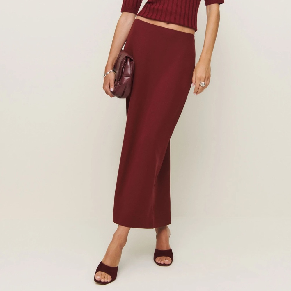 Reformation Jordan Low Waist Skirt Red - Size 2